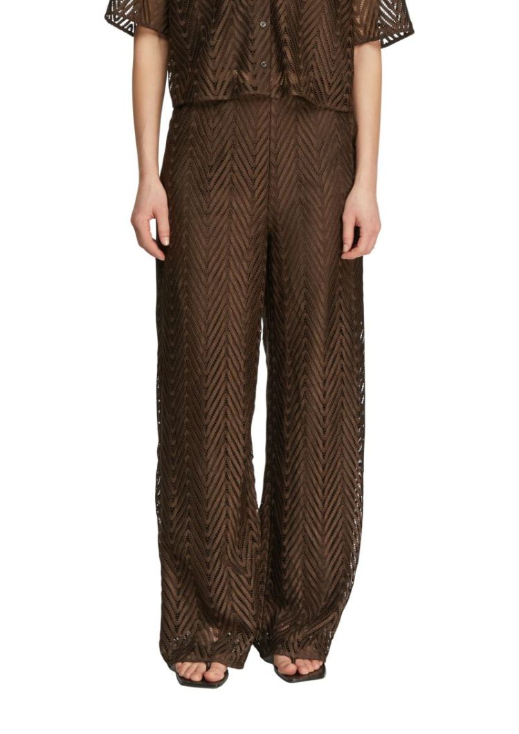 60261.SEA 604.1818019 8943 BROWN
