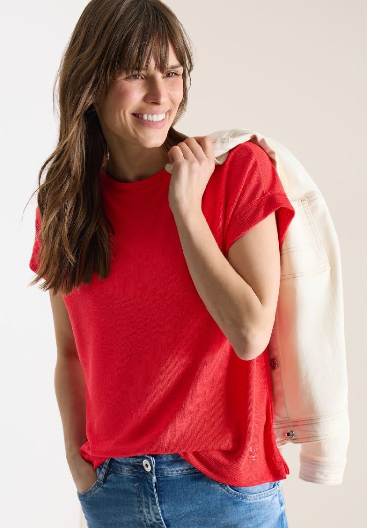  17326 fresh red