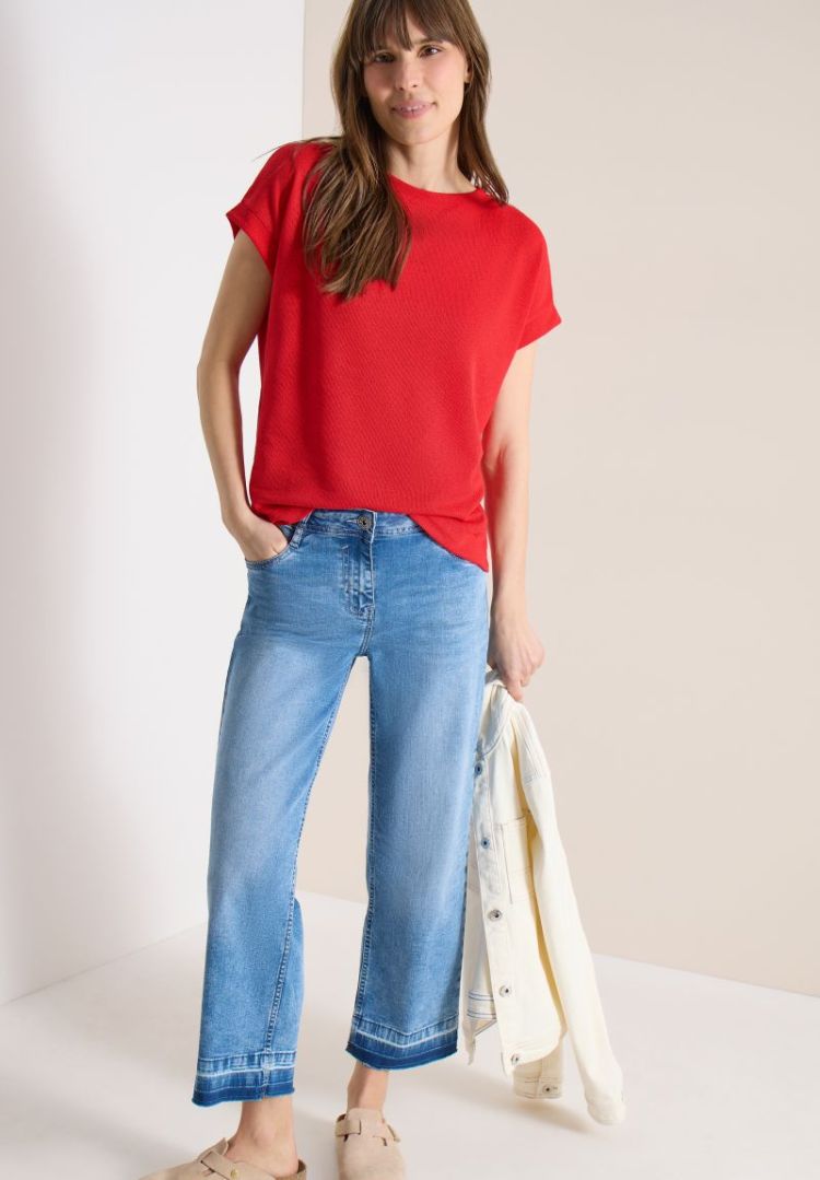  17326 fresh red