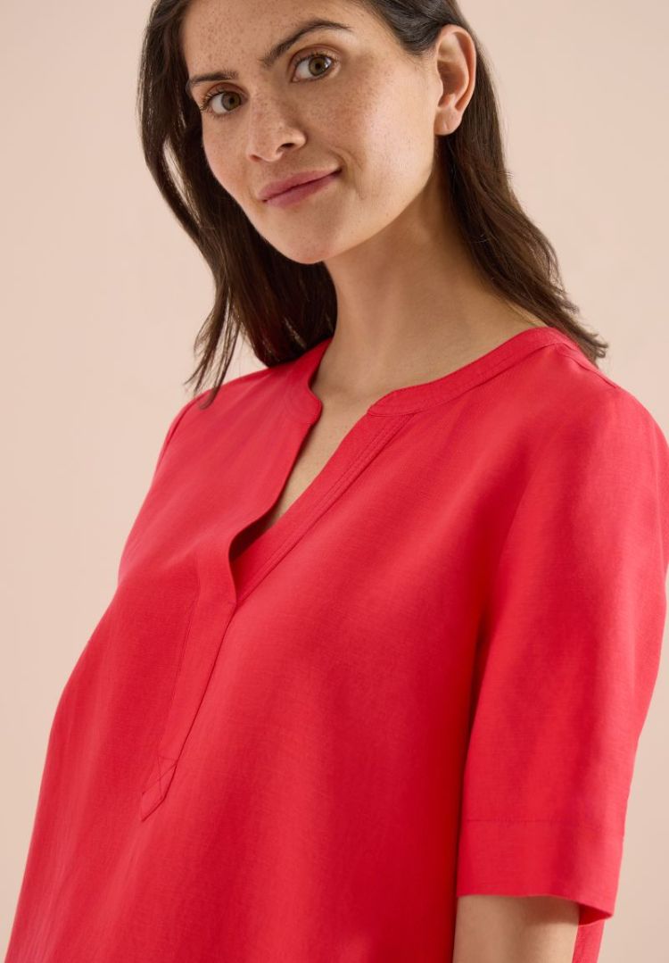  17326 fresh red