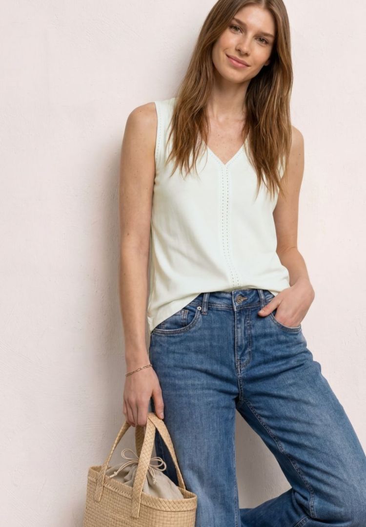  10108 off white