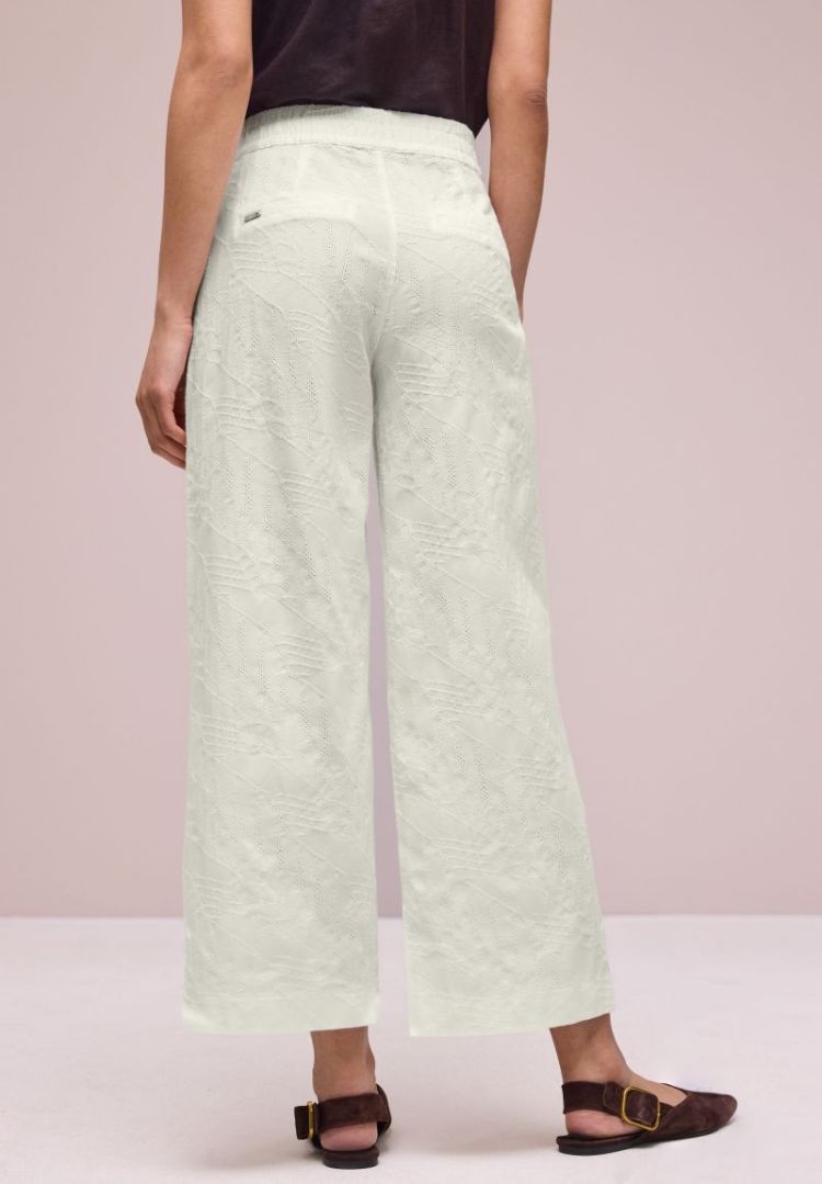  10108 off white