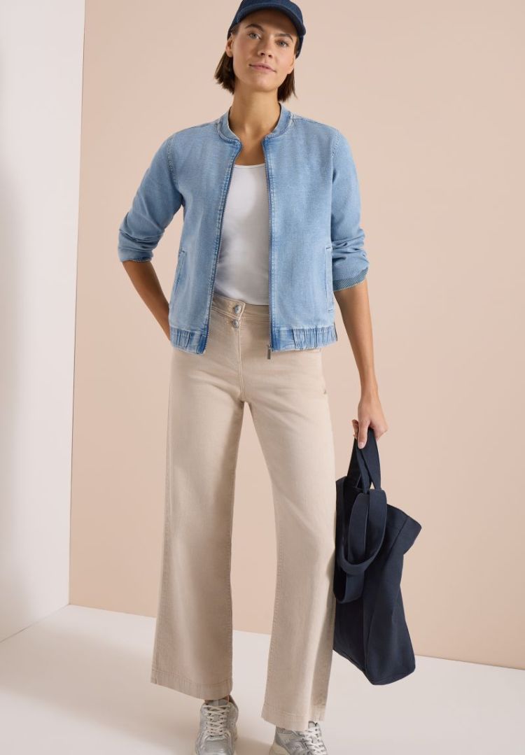  10349 light blu