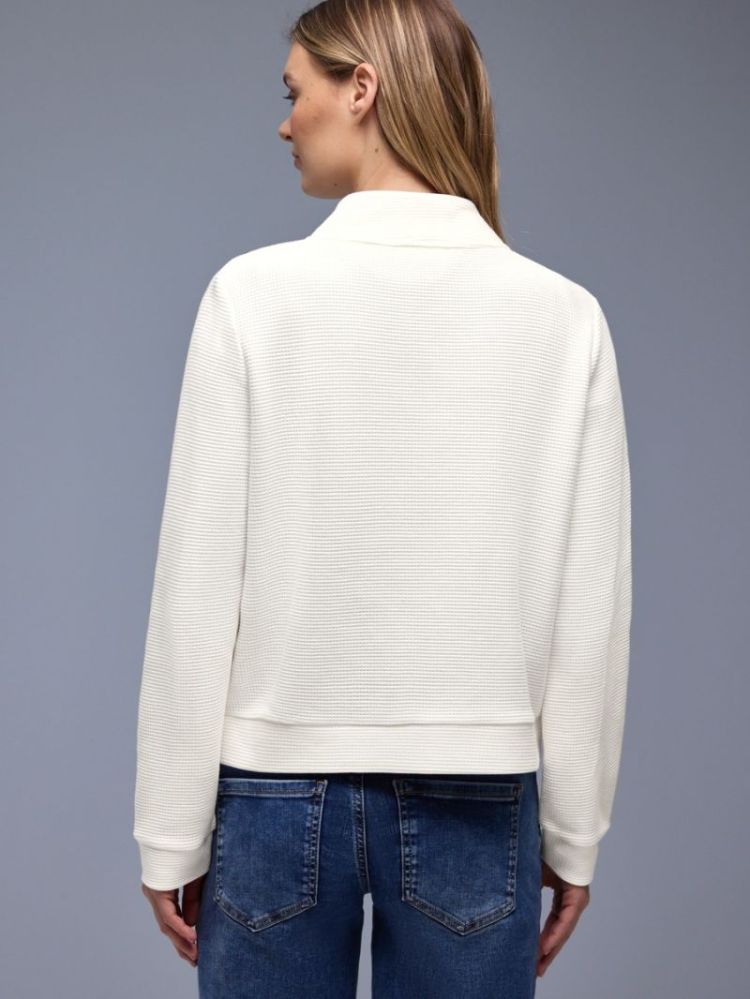 10108 off white