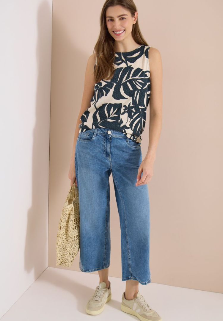  37672 palm bree