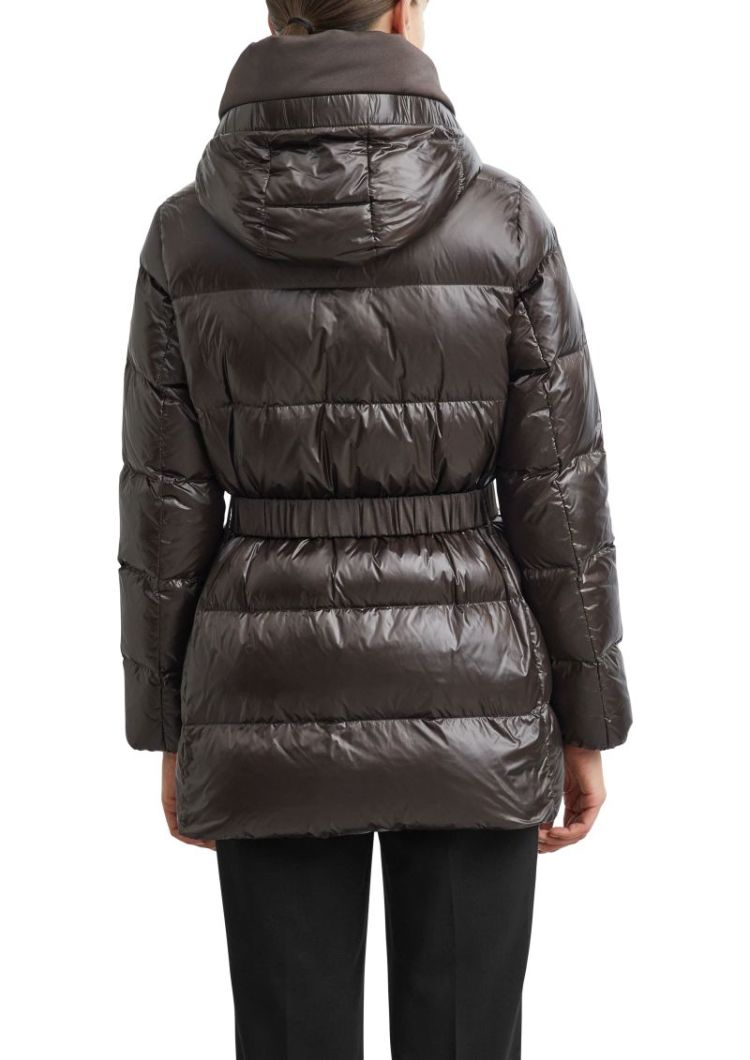 60261.SEA 610.1615113 8940 BROWN