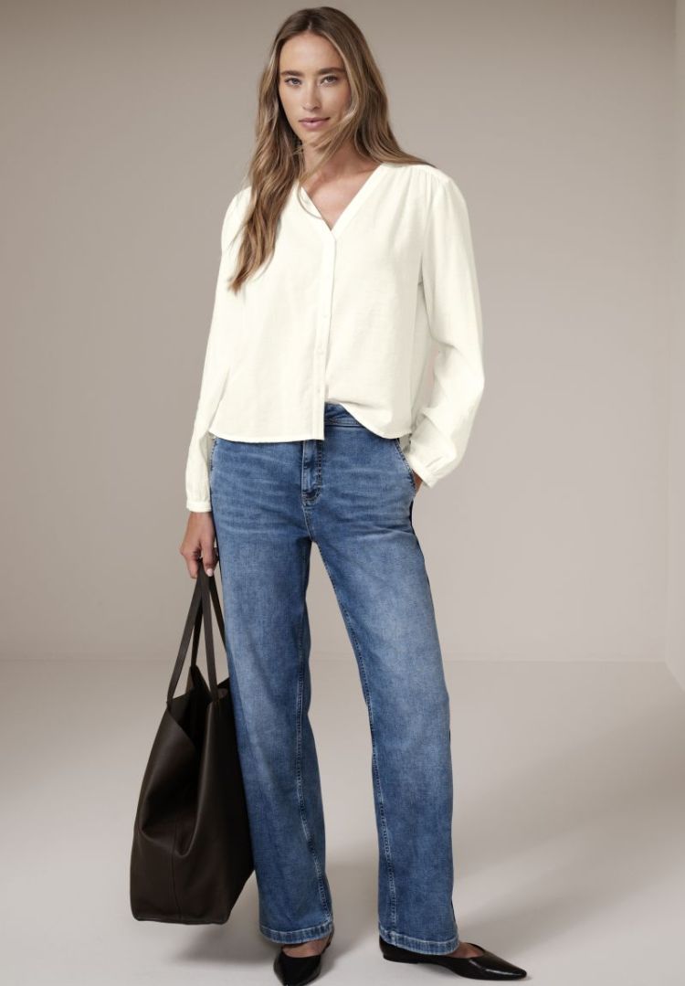  10108 off white