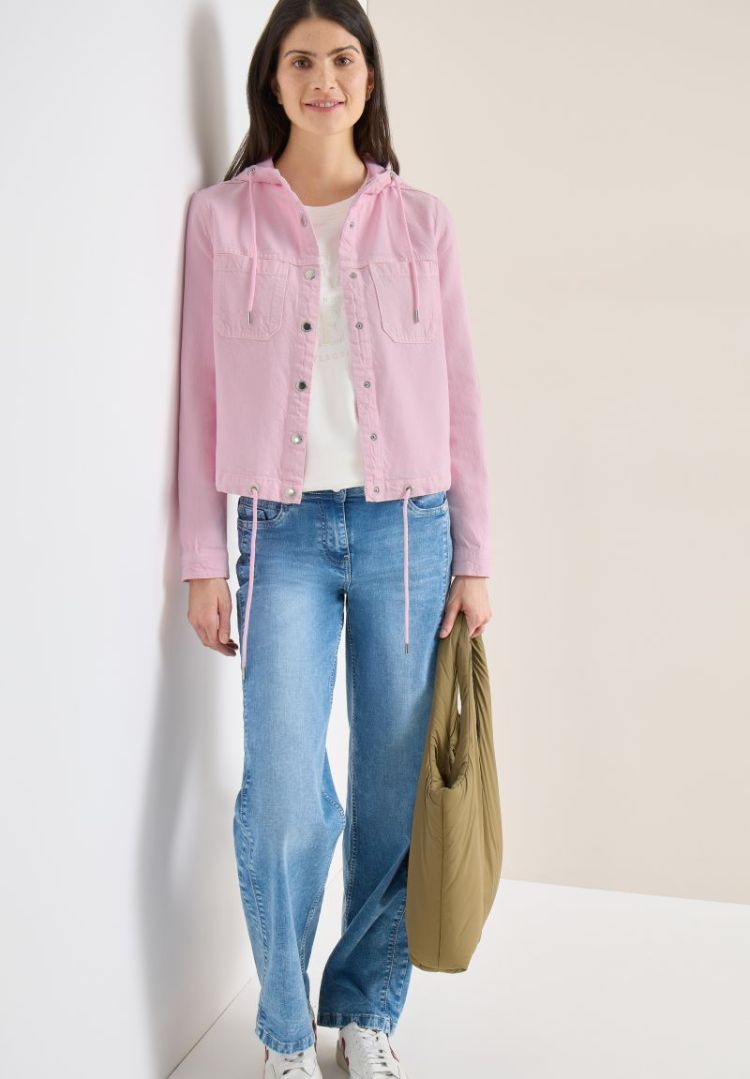  17600  blush ro