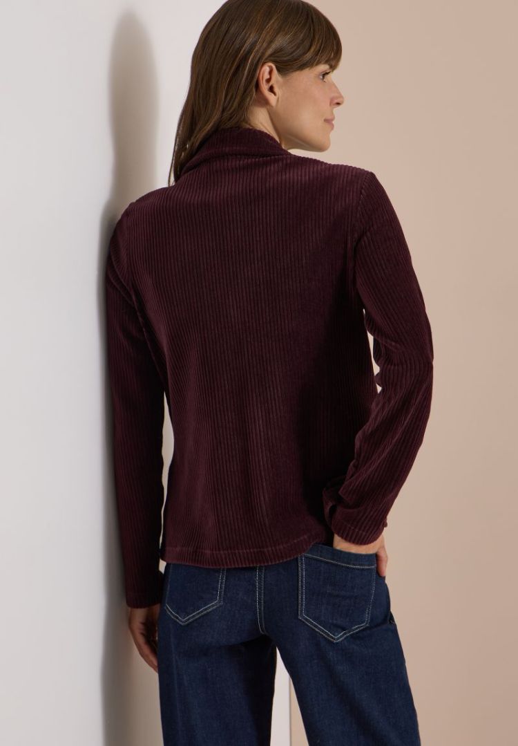  17749 berry red