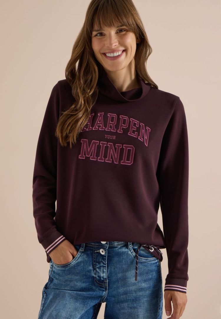  37749 berry red