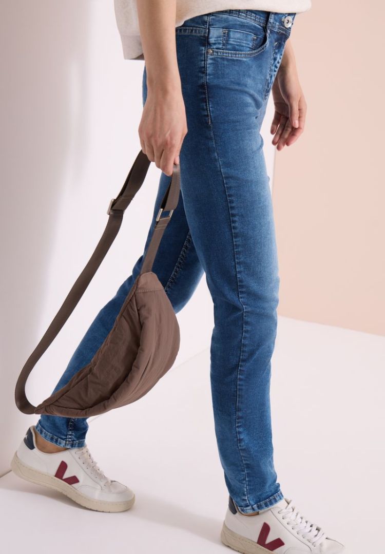  10235 mid blue