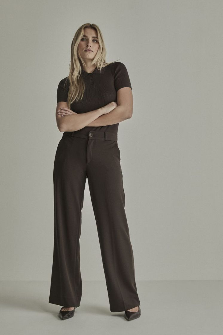 FW261.199206 205 - Deep Brow