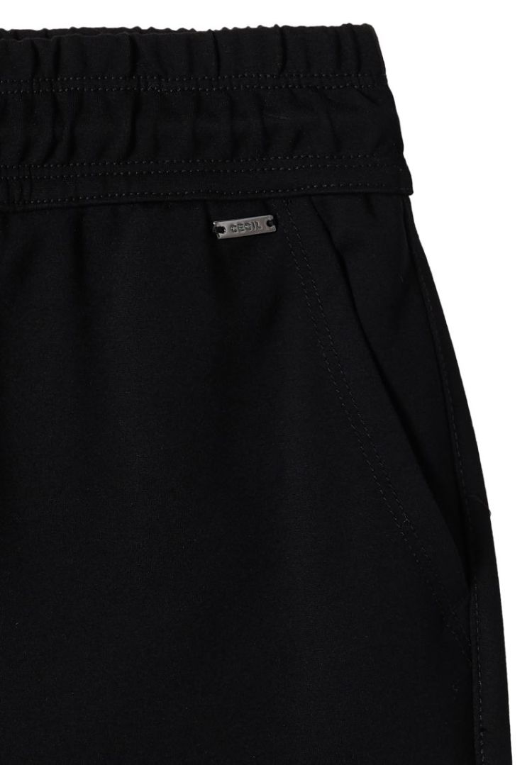  10001 Black