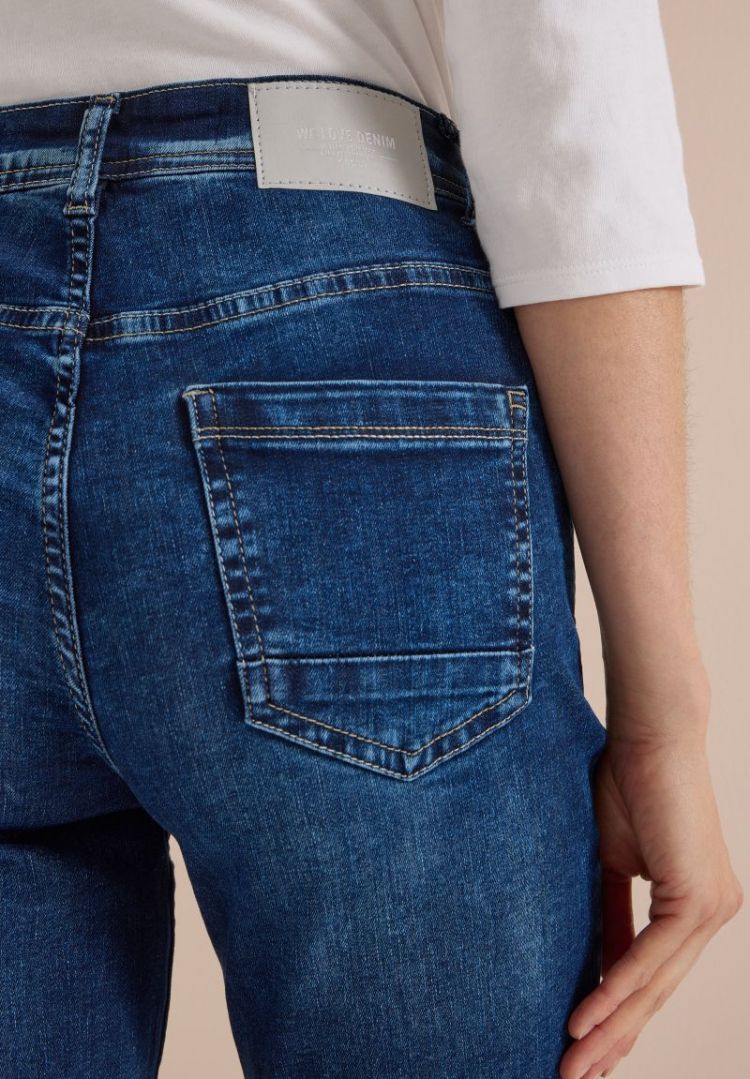  10235 mid blue