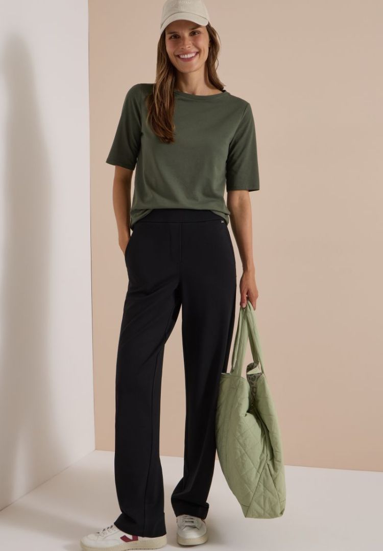  10001 Black